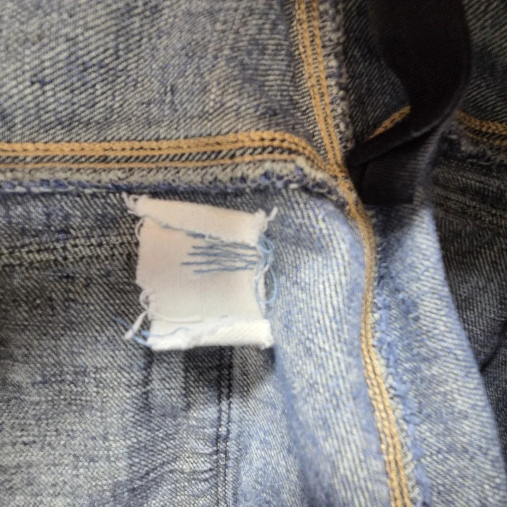 VTG Levis Engineered Jeans Mens Blue Cinch Back Twisted Altered Hem Fits 36x29